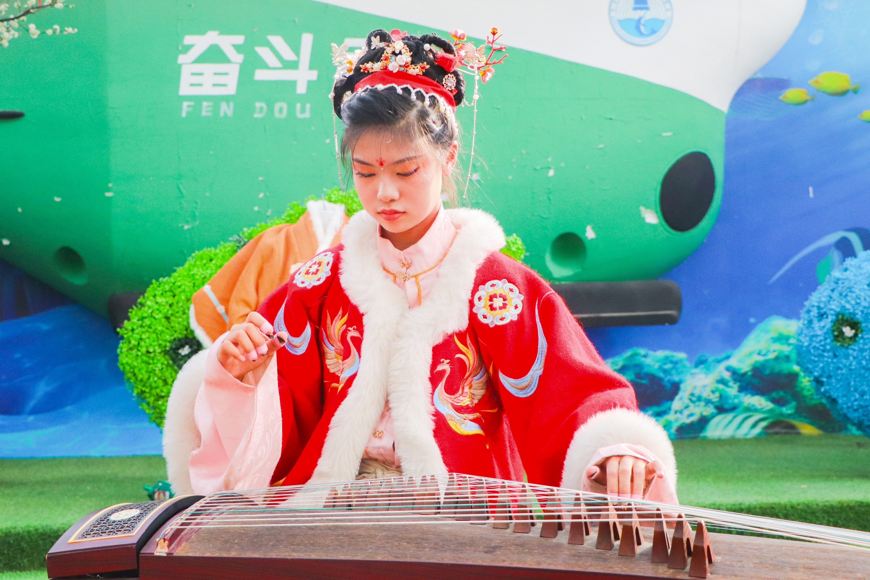 @所有人，穿汉服免费逛首届白马湖迎春灯会！